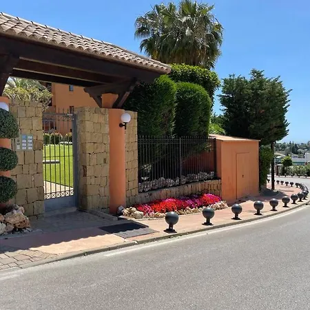 Views Golf Btw Benahavis Marbella & Apartment *