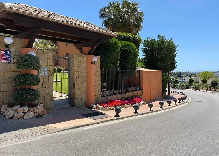 Views Golf Btw Benahavis Marbella & Appartement *