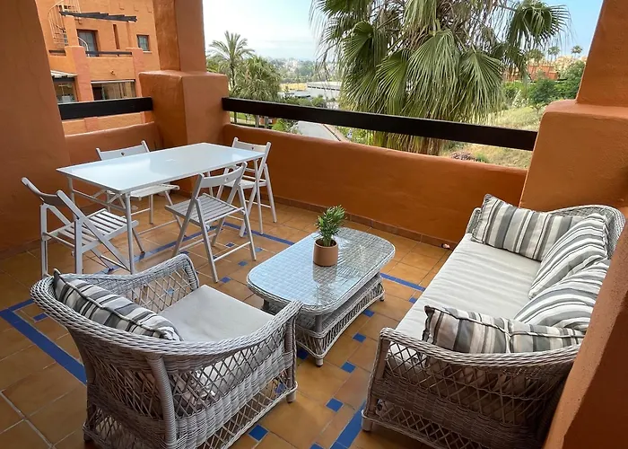 Views Golf Btw Benahavis Marbella & Appartement
